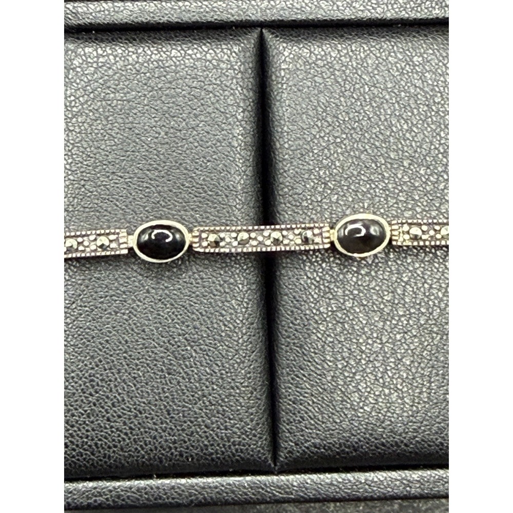 7.5" Vintage Sterling Silver Onyx Marcasite Bracelet 10 Grams K6